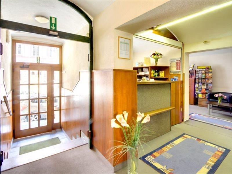 Hotel White Lion Prag Eksteriør billede
